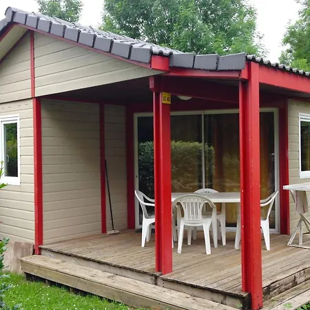 Confortable 7 Pers. Avec Terrasse - Api-1-52-1752 *
